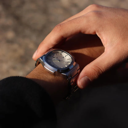 Ceas Poedagar Nautilius